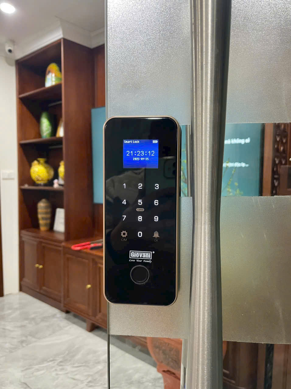 Khóa cửa kính Giovani GSL-G1B (APP)