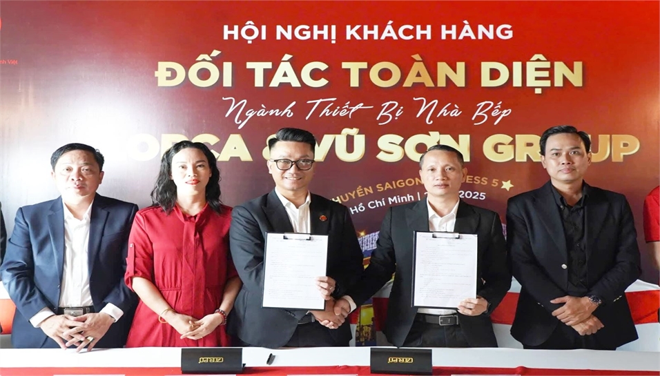 Lễ Ký Kết Hợp Tác Toàn Diện Giữa Siêu Thị Bếp Vũ Sơn Và Lorca Việt Nam