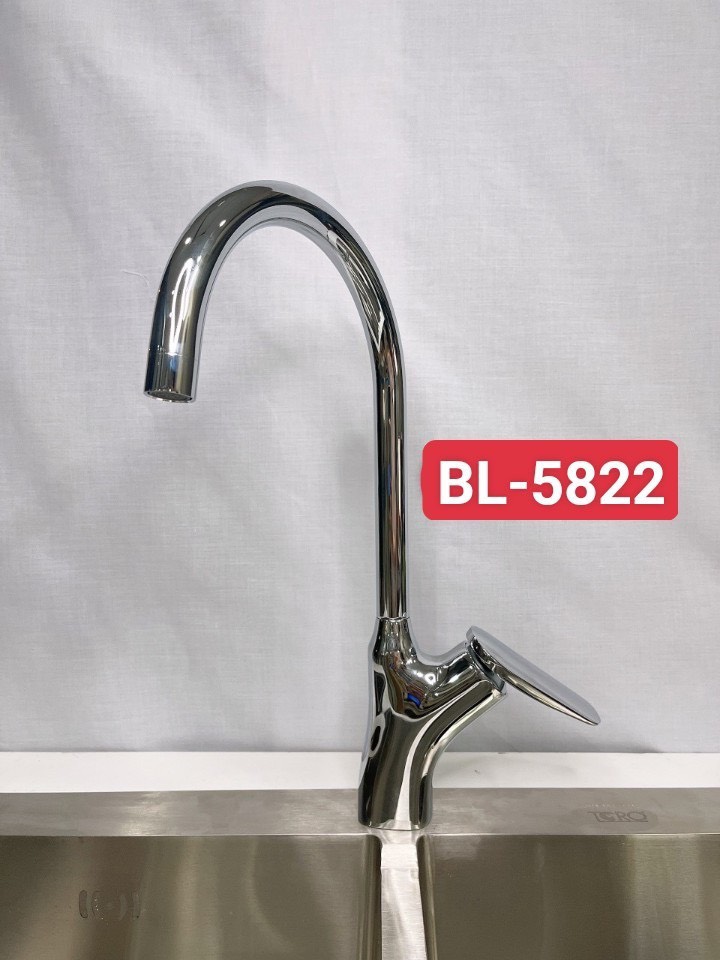 Vòi rửa chén nóng lạnh BL-5822
