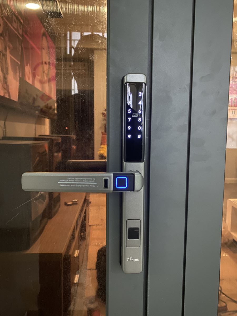 Khóa chống nước cửa nhôm Demax SL601AG - App Wifi