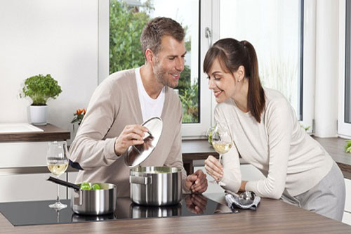 Mua Chefs EH-DIH 2000A tặng chậu vòi inox Hàn Quốc