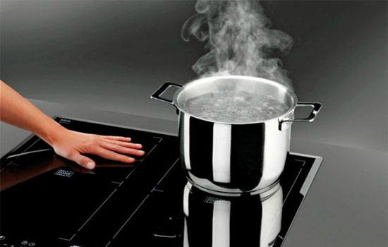 Một số lưu ý quan trọng khi sử dụng bếp từ an toàn và tiết kiệm Một số lưu ý quan trọng khi sử dụng bếp từ an toàn và tiết kiệm