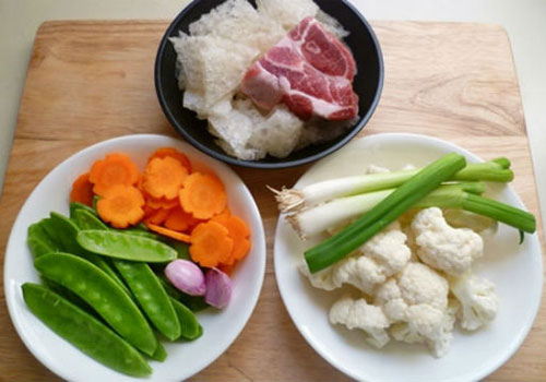 Cách làm canh bóng đón Tết cùng bếp từ Chefs Cách làm canh bóng đón Tết cùng bếp từ Chefs