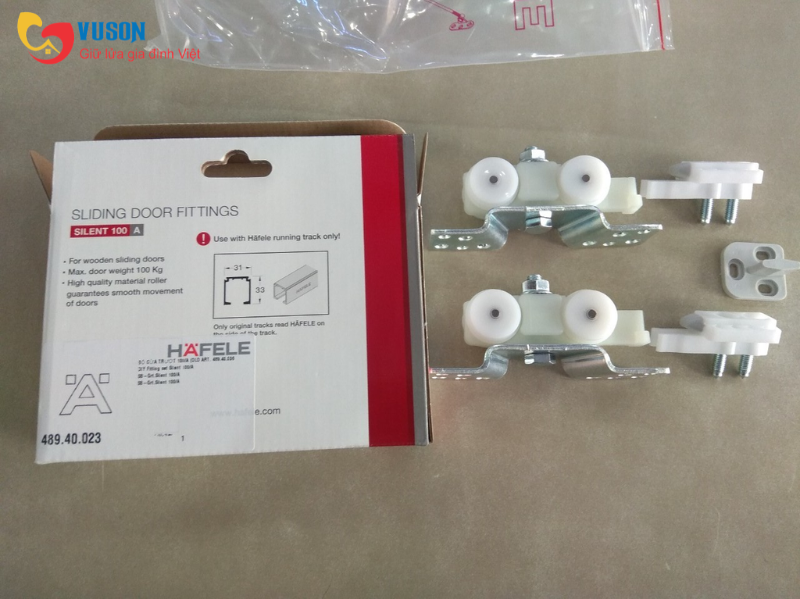 Bộ Phụ Kiện Cửa Trượt 100Kg Hafele Silent 100/A* - 489.40.023