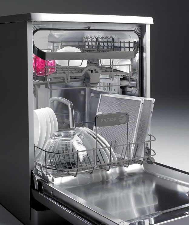 danh-gia-chiec-may-rua-bat-fagor-lvf27x-01 danh-gia-chiec-may-rua-bat-fagor-lvf27x-01