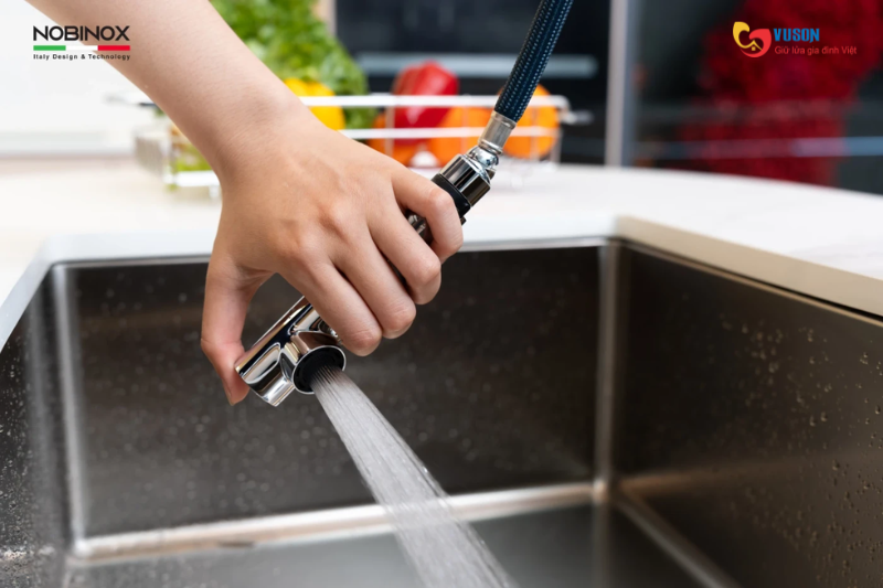 Vòi rửa bát NOBINOX BIANCO NX601